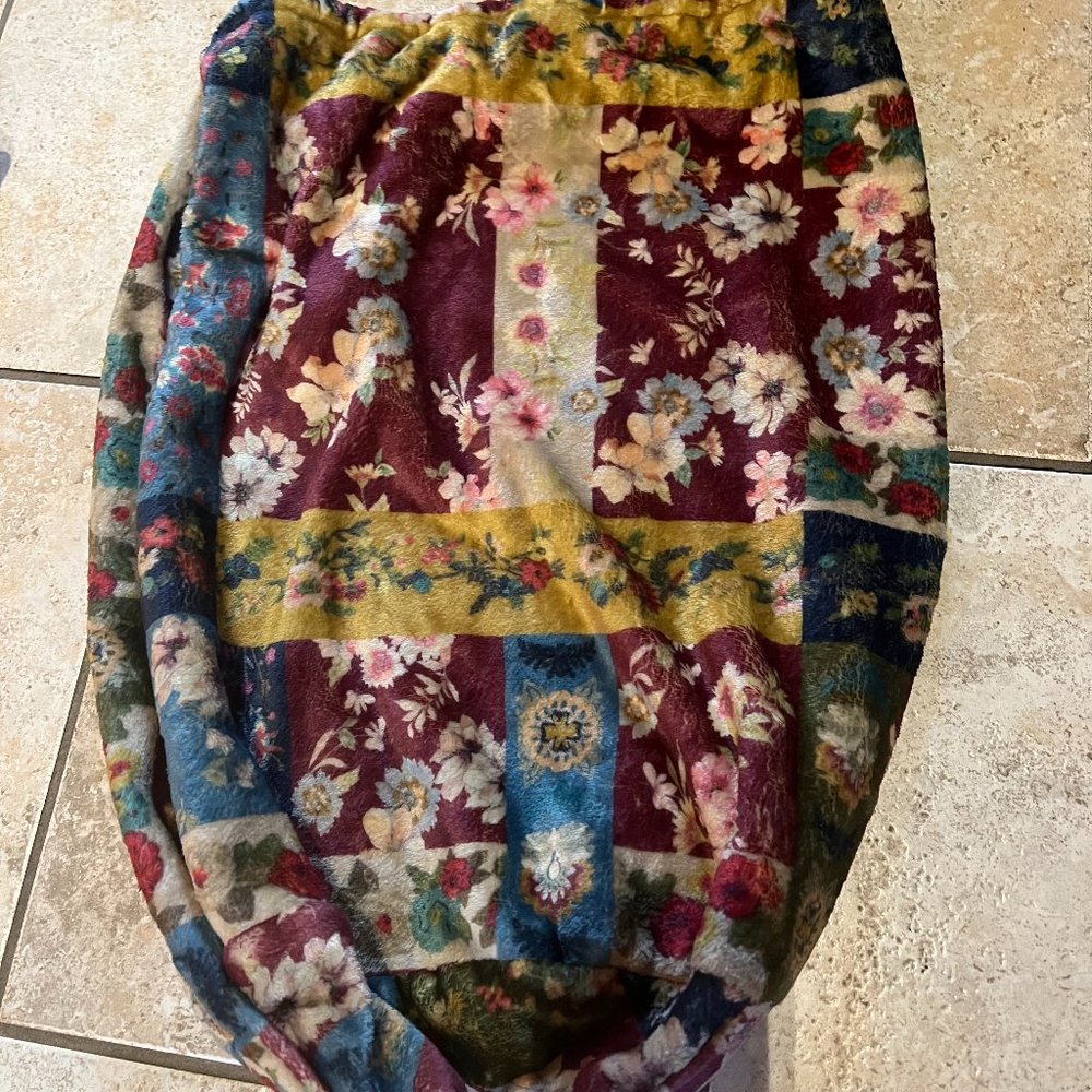 Johnny Was NWT Floral Plush Laurie Velour Drawstring Shoulder Boho Strap Tote